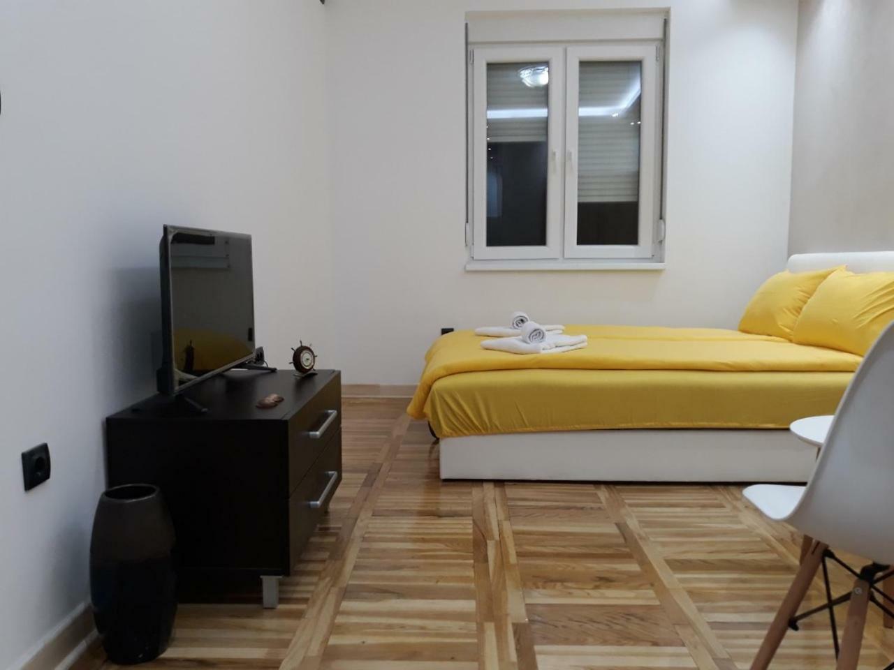 בלגרד Sweet Yellow Apartment מראה חיצוני תמונה